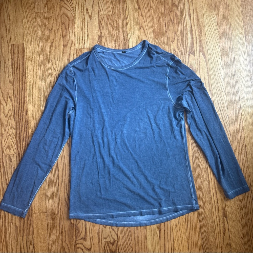 LULULEMON - MEN'S 5 YEAR BASIC LONG SLEEVE SHIRT SUN WASH -L/XL BLUE